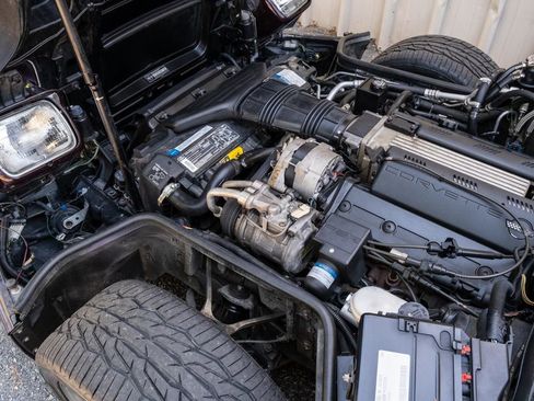Used 1993 Chevrolet Corvette Coupe RWD image 29