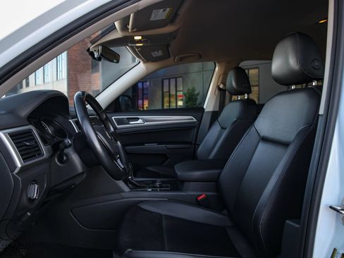 Used 2019 Volkswagen Atlas SE w/ Towing Package AWD/4WD image 21