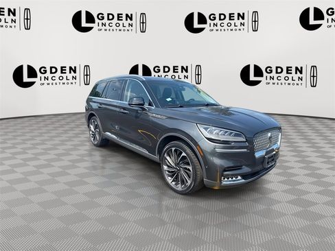 Certified 2020 Lincoln Aviator Reserve w/ Equipment Group 201A image 2