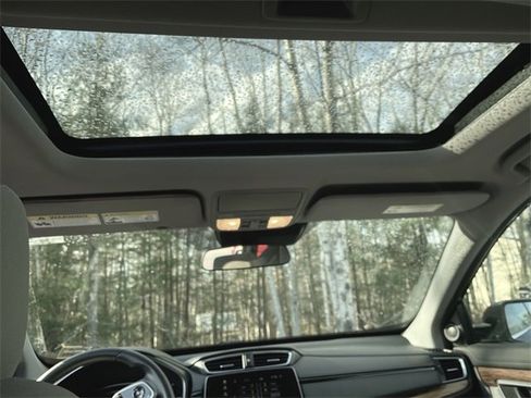 Used 2019 Honda CR-V EX image 17