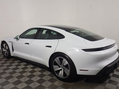 Certified 2023 Porsche Taycan w/ Premium Package RWD image 3