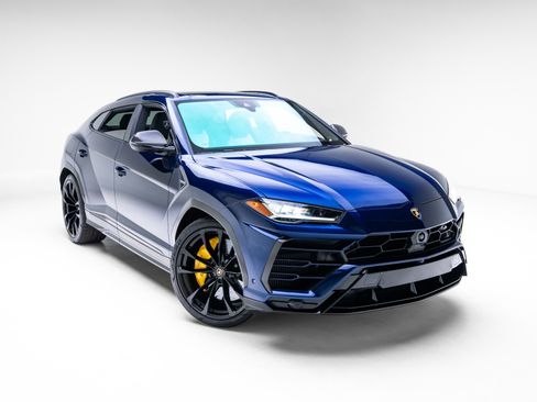 Used 2022 Lamborghini Urus image 21
