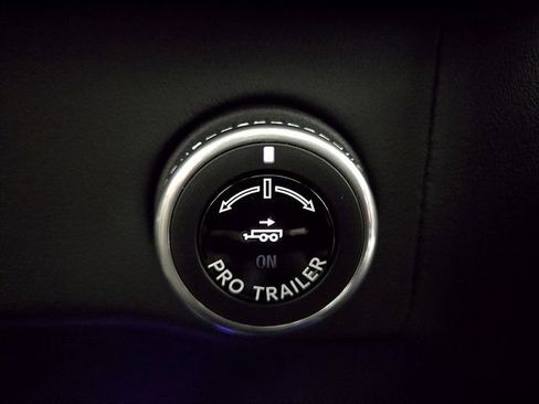 New 2025 Lincoln Navigator Reserve w/ Jet Appearance Package image 22