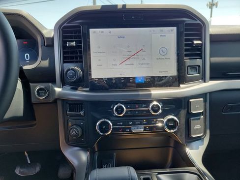 New 2026 Ford F150 XLT w/ Equipment Group 302A MID AWD/4WD image 23