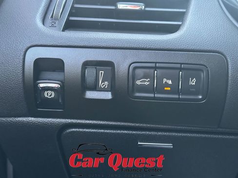 Used 2017 Chevrolet Impala Premier w/ Enhanced Convenience Package FWD image 24