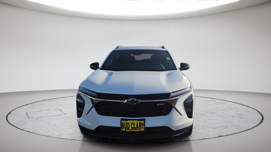 New 2026 Chevrolet Trax RS FWD image 2