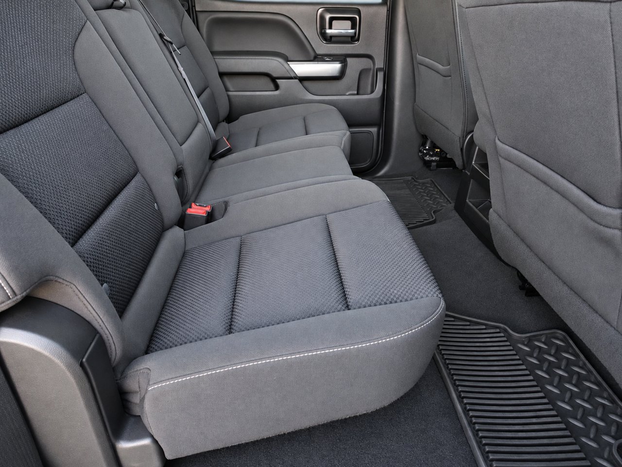Certified 2018 Chevrolet Silverado 1500 LT w/ All Star Edition AWD/4WD image 29