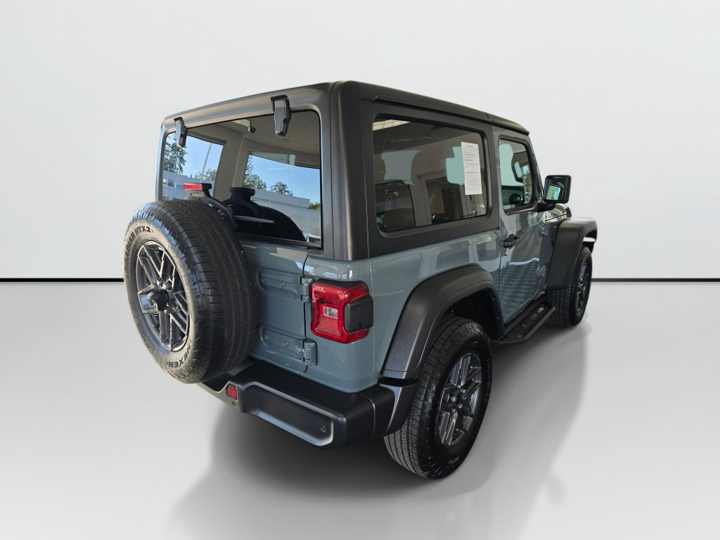 Used 2024 Jeep Wrangler Sport AWD/4WD image 5