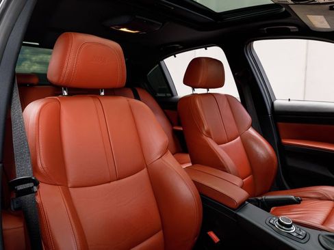 Used 2011 BMW M3 Sedan RWD image 17