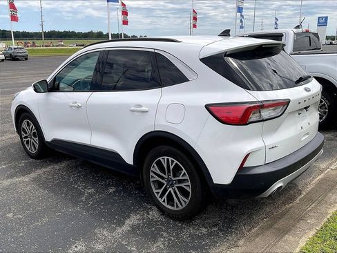 Used 2020 Ford Escape SEL FWD image 3