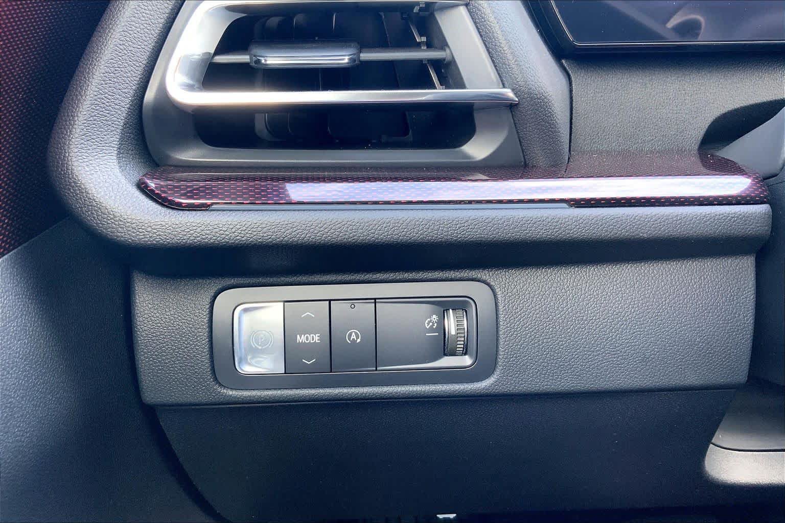 New 2026 Chevrolet Traverse RS FWD image 17