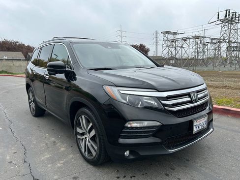 Used 2016 Honda Pilot Touring image 7
