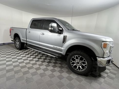 Used 2020 Ford F250 Lariat image 6