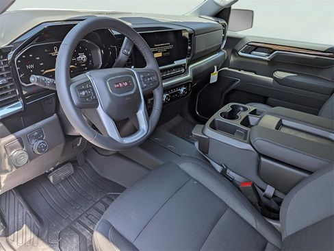 New 2026 GMC Sierra 1500 Elevation image 7