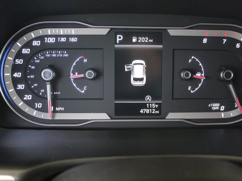 Used 2024 Hyundai Tucson SEL FWD image 32