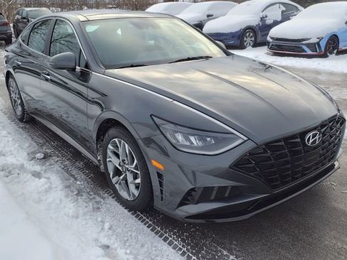 Certified 2022 Hyundai Sonata SEL w/ Convenience Package image 4