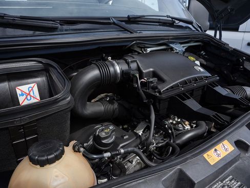 Used 2019 Mercedes-Benz Sprinter 144 image 20