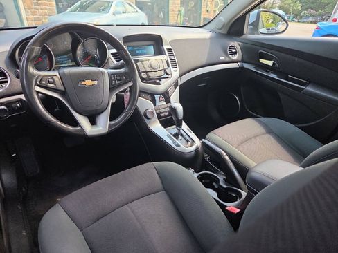 Used 2011 Chevrolet Cruze Eco FWD image 18
