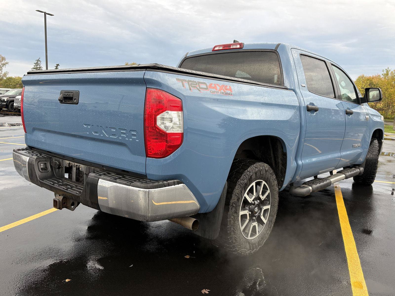 Used 2021 Toyota Tundra SR5 w/ TRD Off-Road Package AWD/4WD image 14