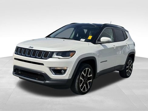 Used 2018 Jeep Compass Limited w/ Navigation Group AWD/4WD image 1