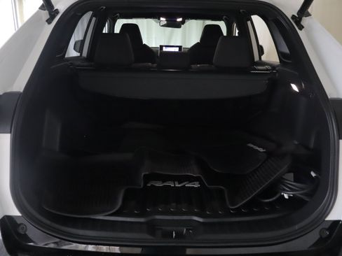 Used 2023 Toyota RAV4 SE w/ Weather & Moonroof Package AWD/4WD image 21