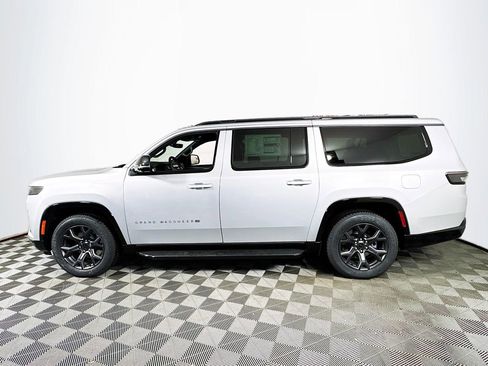 New 2026 Jeep Grand Wagoneer L Limited AWD/4WD image 4