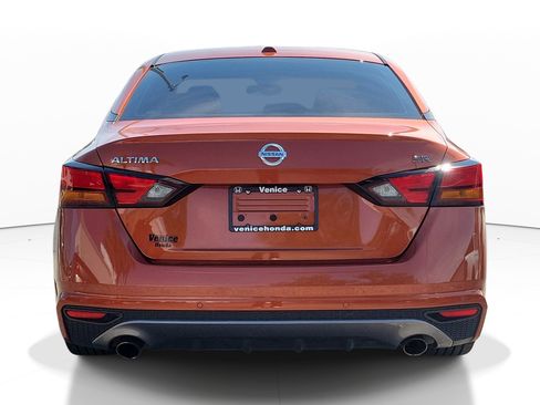 Used 2020 Nissan Altima 2.5 SR FWD image 5