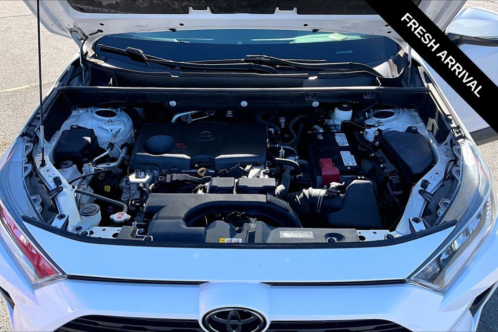 Used 2021 Toyota RAV4 XLE w/ Convenience Package AWD/4WD image 29