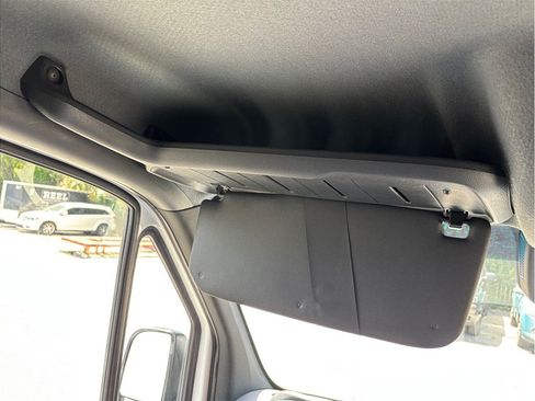 Used 2024 Mercedes-Benz Sprinter 2500 144 Cargo image 38