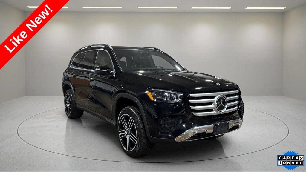 Used 2025 Mercedes-Benz GLS 450 4MATIC image 1