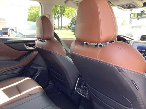 Used 2023 Subaru Forester Touring AWD/4WD image 17