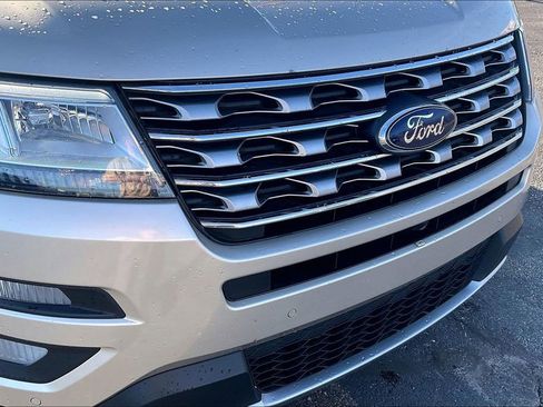 Used 2017 Ford Explorer Limited w/ Equipment Group 301A image 33