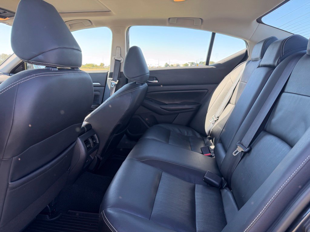 Used 2019 Nissan Altima 2.5 SL FWD image 11
