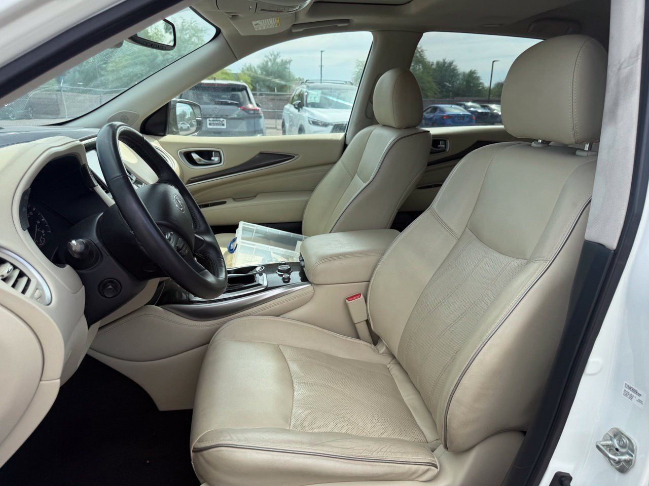 Used 2020 INFINITI QX60 Luxe w/ Essential Package FWD image 13