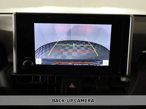 Used 2024 Toyota RAV4 LE image 4