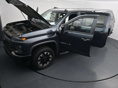 Used 2020 Chevrolet Silverado 2500 Custom w/ Custom Value Package AWD/4WD image 26