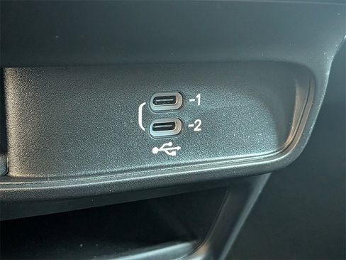 New 2026 Chrysler Pacifica Select image 22