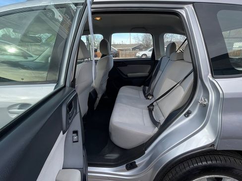 Used 2016 Subaru Forester 2.5i w/ Alloy Wheel Package image 18