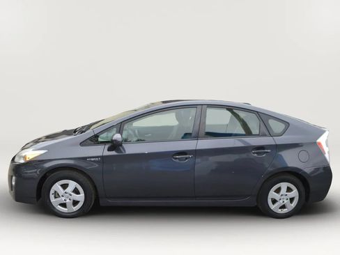 Used 2011 Toyota Prius Two FWD image 5