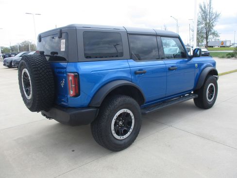 Used 2023 Ford Bronco Big Bend w/ Sasquatch Package image 6