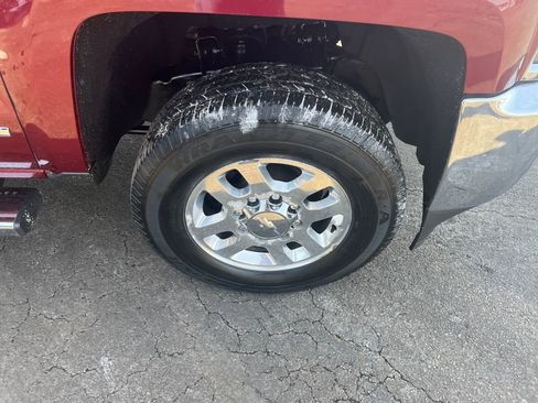 Used 2015 Chevrolet Silverado 2500 LTZ image 31