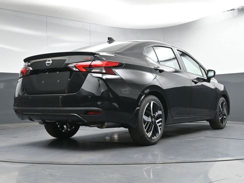 New 2025 Nissan Versa SR w/ Trunk Package FWD image 24
