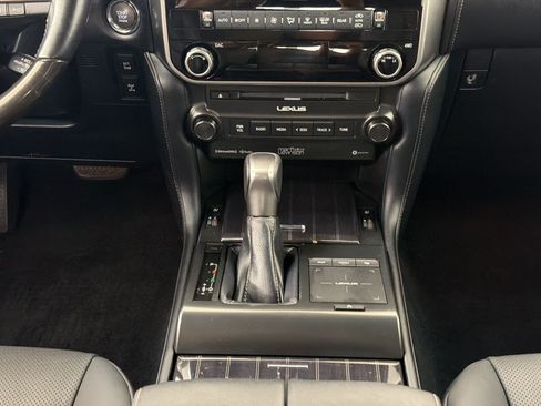 Used 2022 Lexus GX 460 Premium AWD/4WD image 18