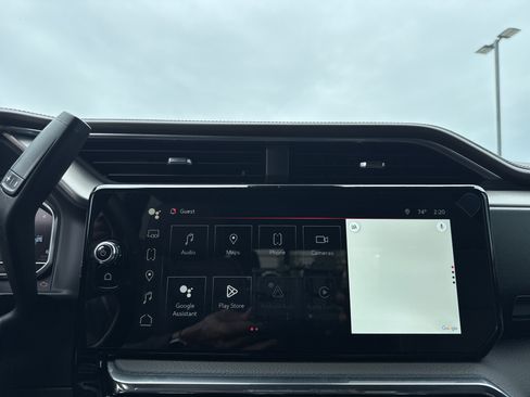 Used 2024 GMC Sierra 2500 Denali w/ Denali Reserve Package AWD/4WD image 24