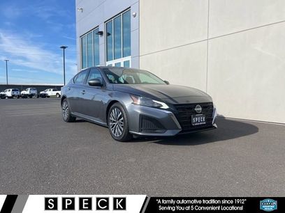 Used 2023 Nissan Altima 2.5 SV