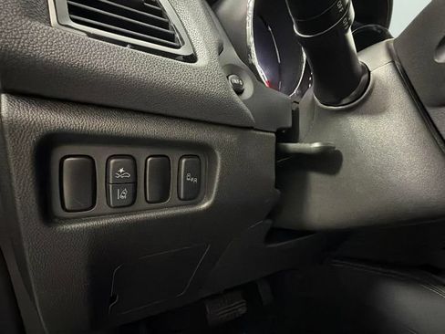 Used 2020 Mitsubishi Outlander Sport ES AWD/4WD image 42