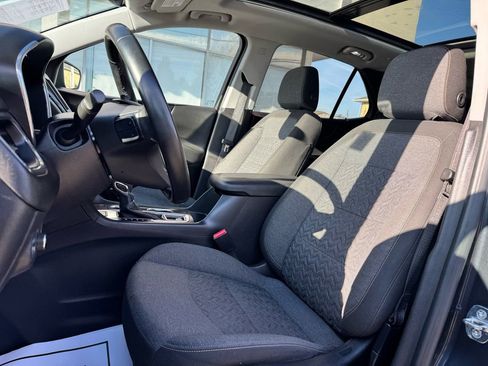 Used 2023 Chevrolet Equinox LT image 16