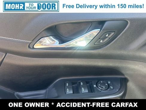 Used 2023 GMC Acadia SLT image 11