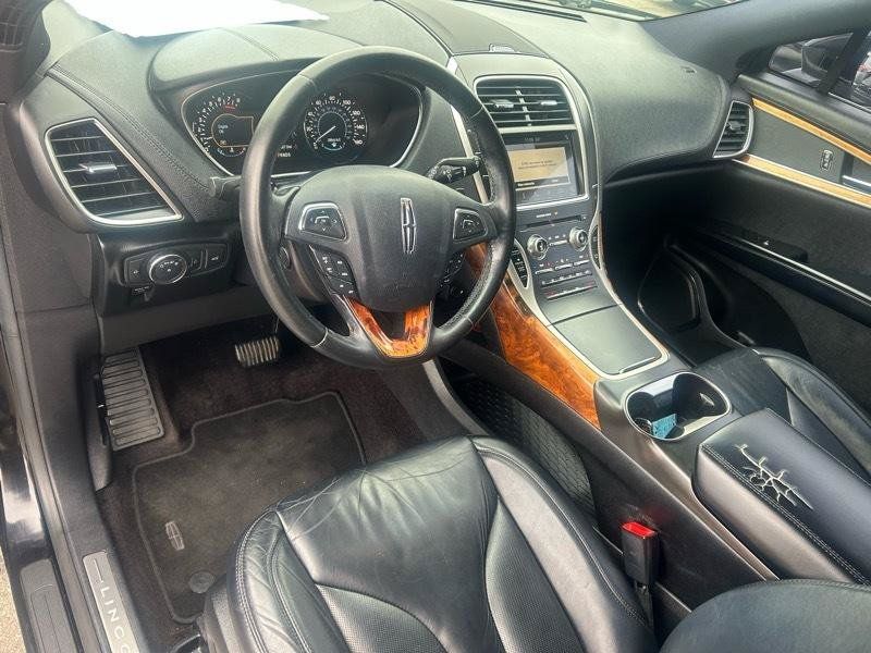 Used 2016 Lincoln MKX Select w/ Select Plus Package FWD image 8