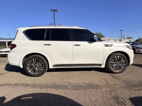 Used 2021 INFINITI QX80 Sensory w/ All-Season Package image 11